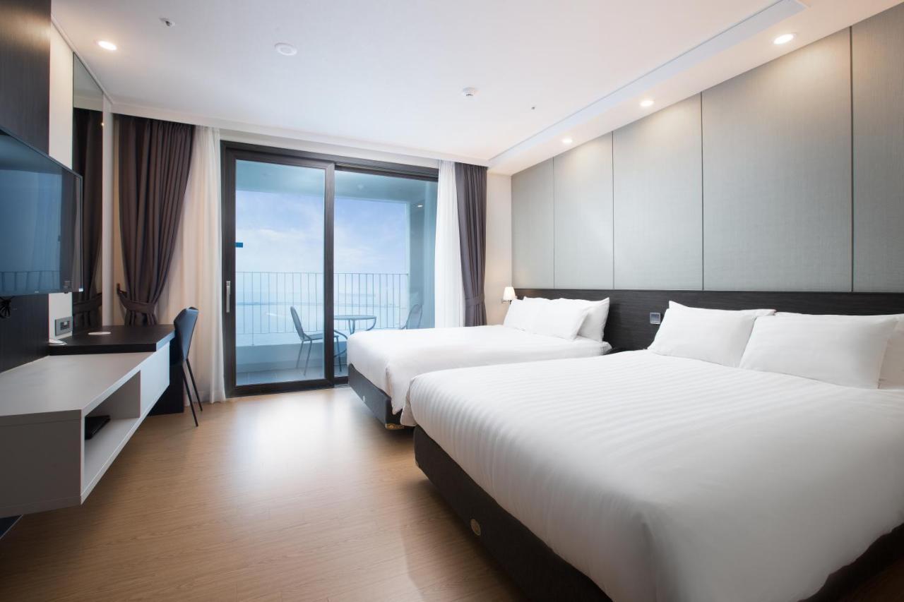 Utop Marina Hotel & Resort Yeosu Bagian luar foto