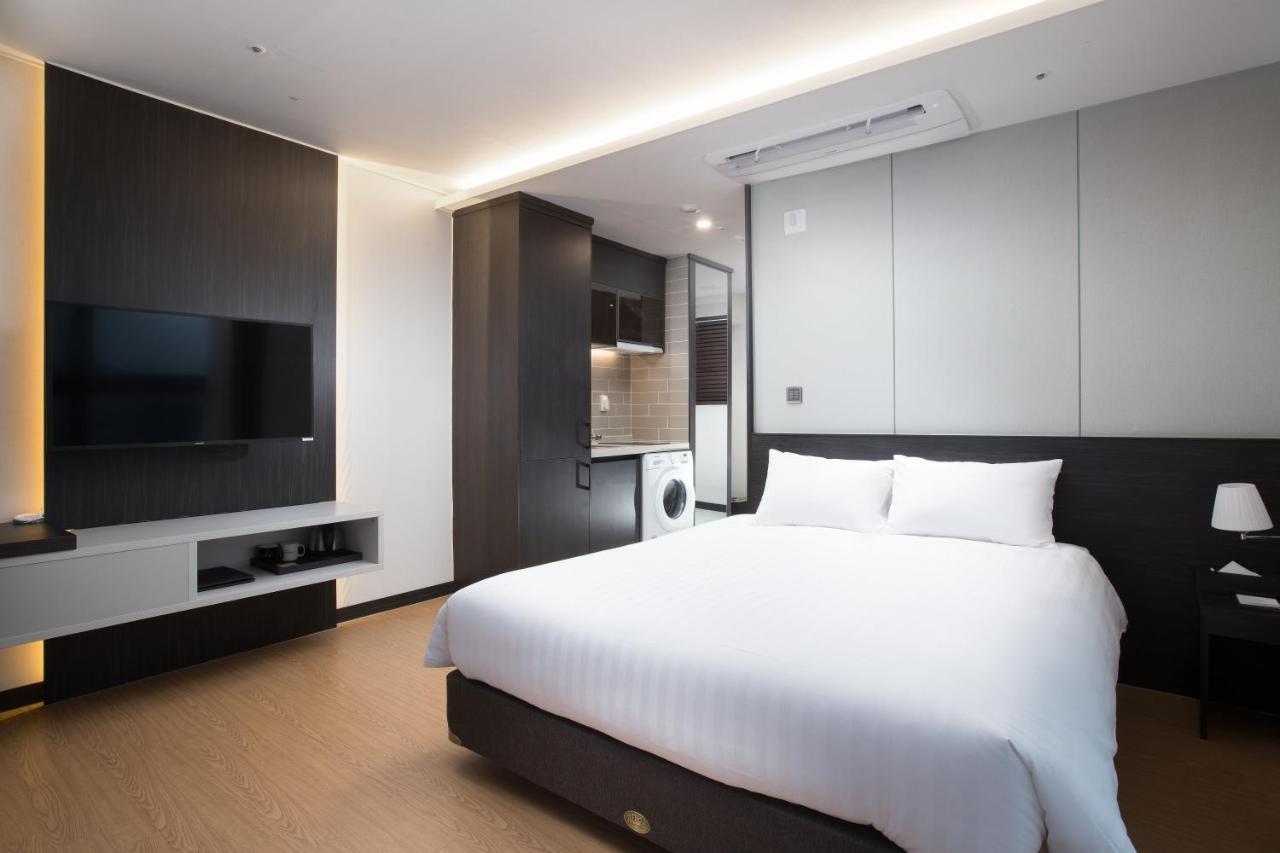 Utop Marina Hotel & Resort Yeosu Bagian luar foto