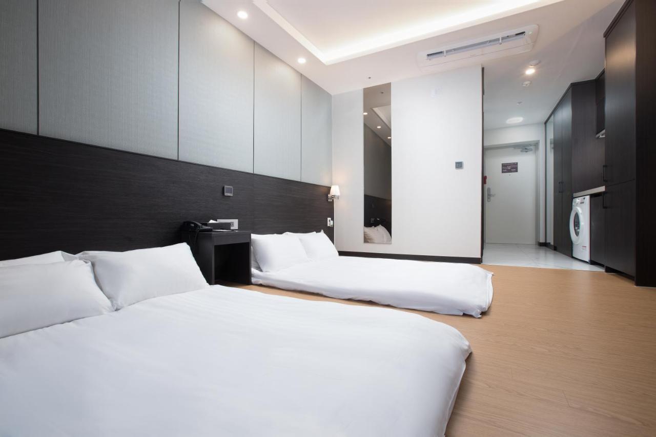Utop Marina Hotel & Resort Yeosu Bagian luar foto