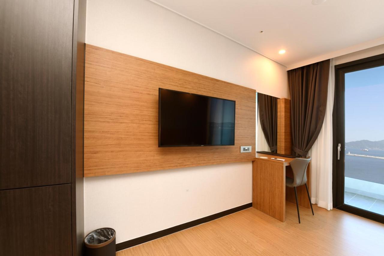 Utop Marina Hotel & Resort Yeosu Bagian luar foto